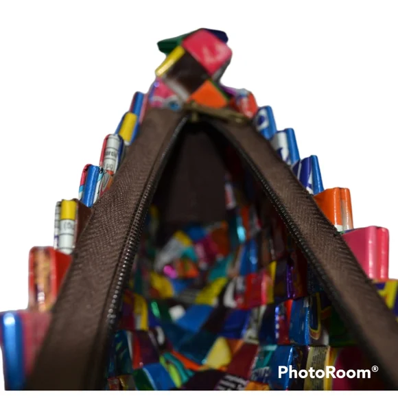 Like new Candy Wrapper purse. Recycled candy/gum wrapper - Picture 15 of 15